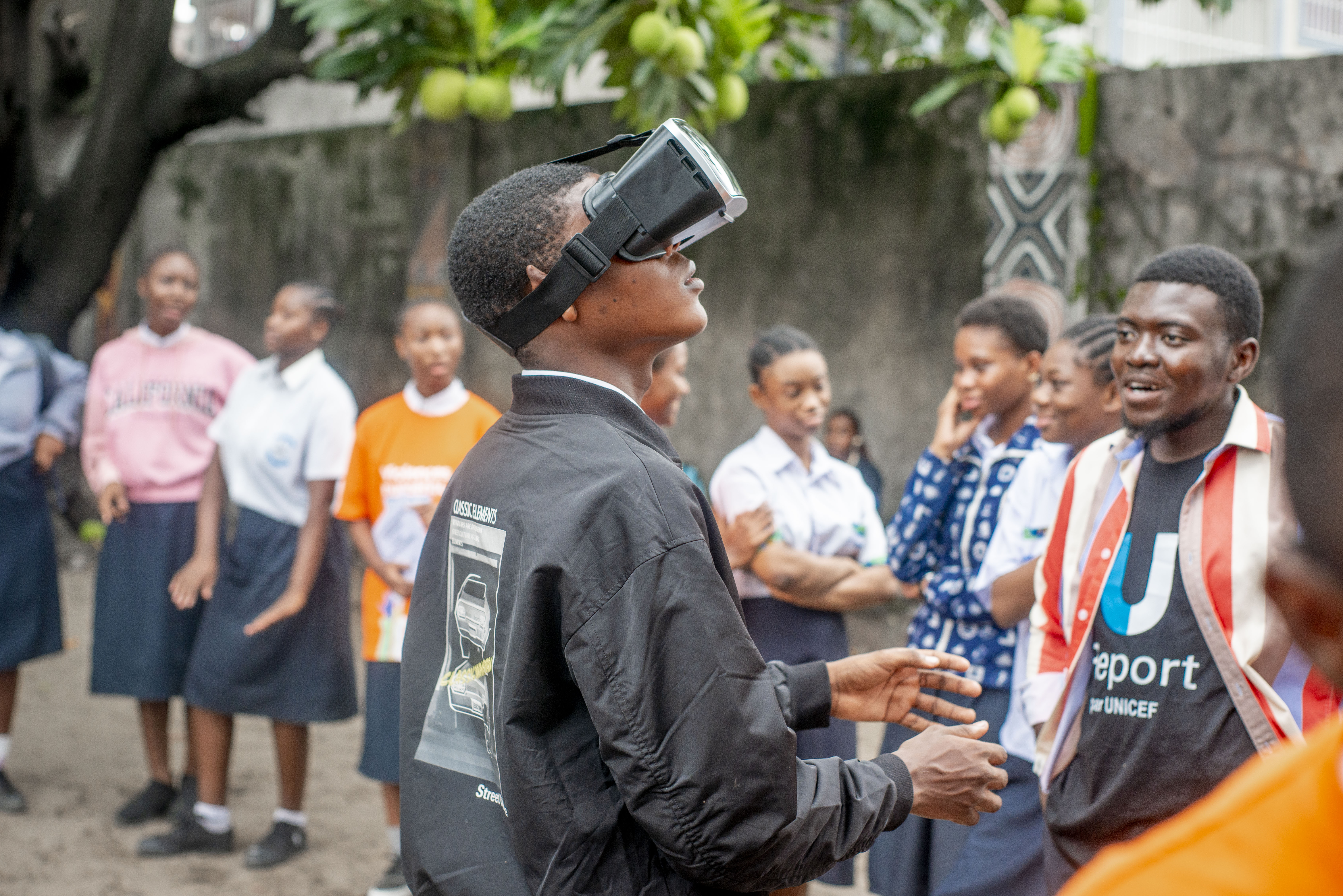 Atelier de réalité virtuelle pour jeunes congolais — ADO NUMÉRIQUE Kinshasa